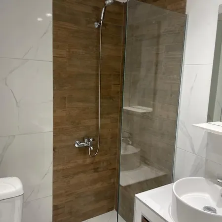Salonica New Apartment *